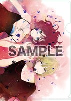 一部店舗を除くとらのあな各店にて「クズの本懐」8巻を購入した人に進呈されるクリアファイル。