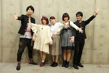 「AnimeJapan 2017」ステージイベント登壇者。左から小西克幸、石上静香、小原好美、大地葉、司会の鷲崎健。