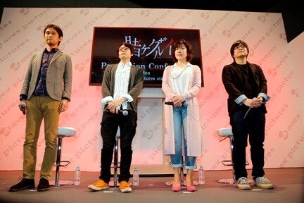 左から大塚学氏、林祐一郎監督、小林靖子、村上貴志プロデューサー。
