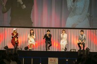 「『進撃の巨人』Season2」ステージイベントの様子。