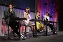 左から山下大輝、小松未可子、水瀬いのり、豊崎愛生。