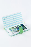 二階堂大和モデルのスマートフォンケース（iPhone7用）。