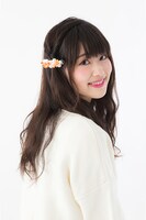 和泉三月モデルのバレッタの着用例。