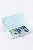 逢坂壮五モデルのスマートフォンケース（iPhone7用）。