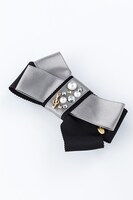 八乙女楽モデルのバレッタ。