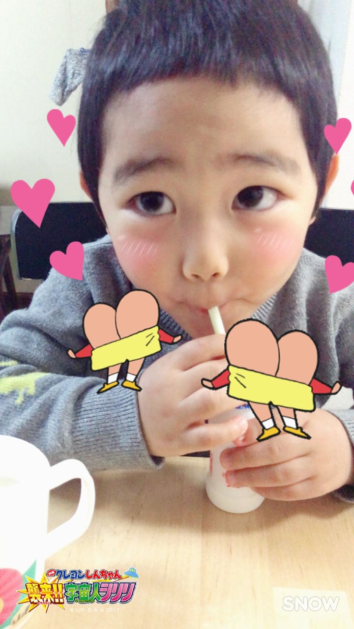 「映画クレヨンしんちゃん×SNOWコラボスタンプ」のサンプル画像。