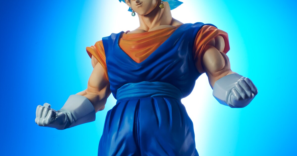 ドラゴンボール超」超サイヤ人ゴッドSS形態のベジットが45cmの 