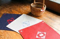 「オチビかご」とカバー。