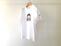 「『デッドデッドデーモンズデデデデデストラクション』×『武蔵野縫製』About A Girl Tシャツ」