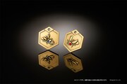 「メダロット20周年記念シリアルナンバープレート入り　1/1スケールカブト・クワガタメダルセット」