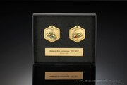 「メダロット20周年記念シリアルナンバープレート入り　1/1スケールカブト・クワガタメダルセット」