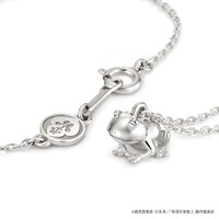 ネックレス「矢二郎 蛙ver」。価格は1万2000円。