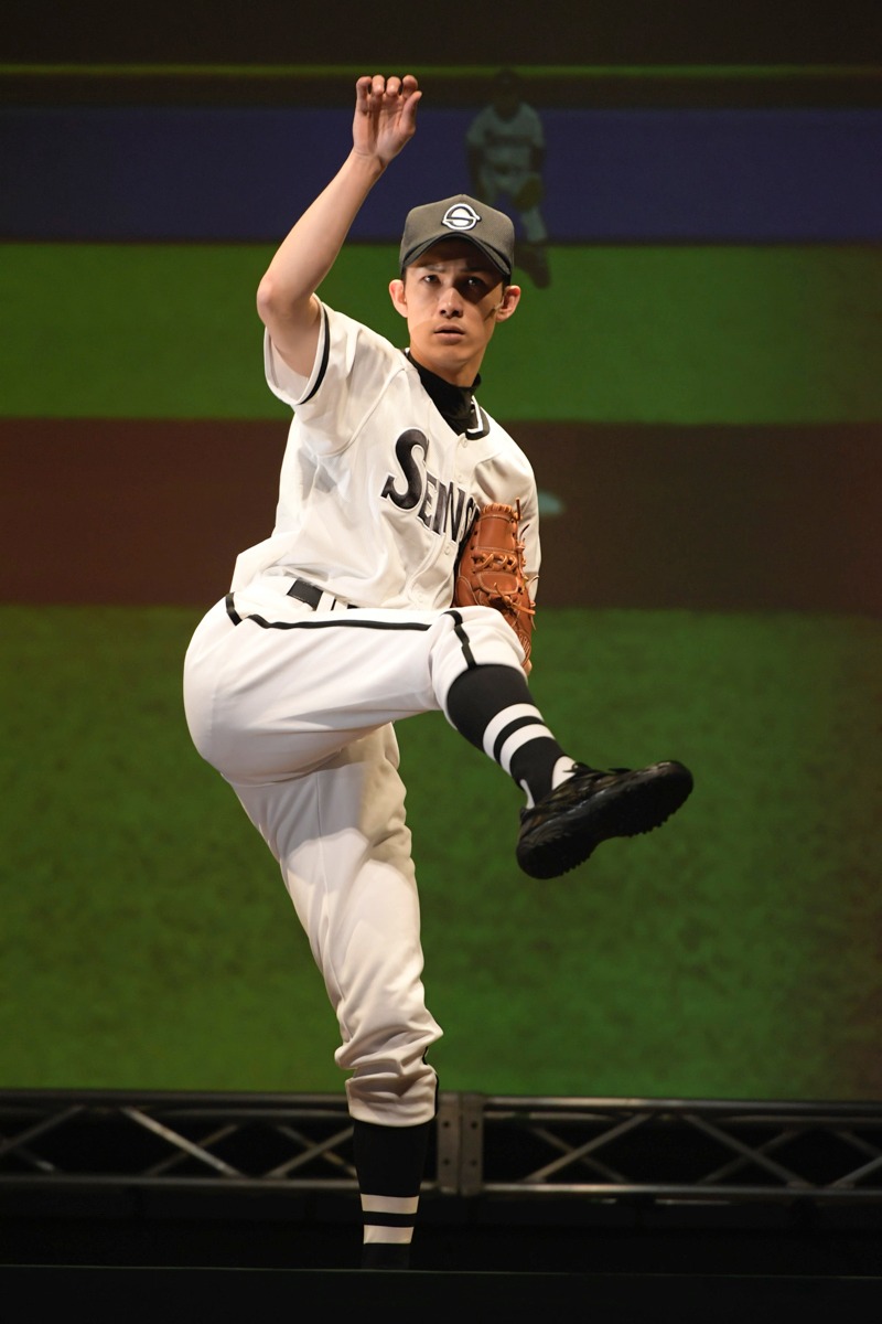 ゲネプロ公演より、本川翔太演じる真木洋介。