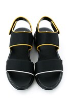 土方十四郎モデルのサンダル。