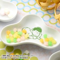 「おそ松さん 波佐見焼のニートな松豆皿」使用例