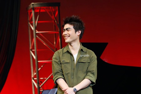 昭弘・アルトランド役の内匠靖明。