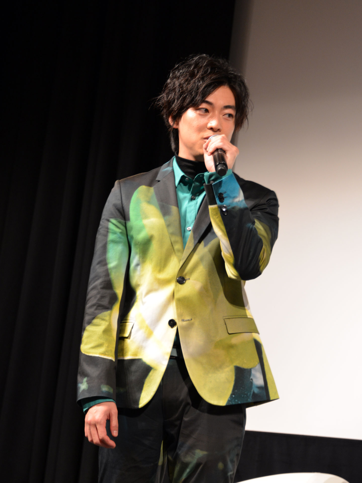 大東駿介