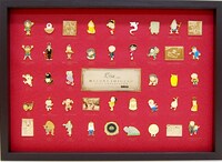 水木作品の登場キャラクターを網羅した「水木しげるピンズコレクション」。