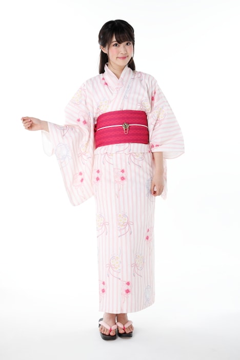 「木之本桜モデル浴衣」の着用例。