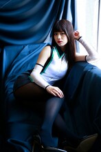 美来の衣装を着用した馬場ふみか。撮影：中山雅文