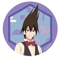 フードメニュー限定のノベルティとなる「カフェ記念キャラバッジ」の1種。