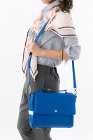 Beitモデルのバッグの使用例。