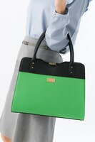 Jupiterモデルのバッグの使用例。