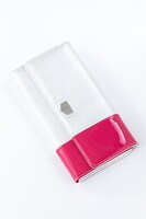 S.E.Mモデルの長財布。