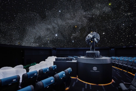プラネタリウム“満天”