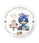 オリジナルグッズの「お誕生日ディッシュプレート」(全2種）。