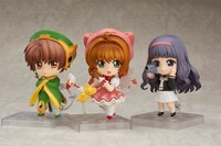 別売りの「ねんどろいど 木之本桜」「ねんどろいど 大道寺知世」と並べたところ。