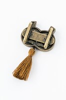 「鬼灯の冷徹」モデルの帯留め。