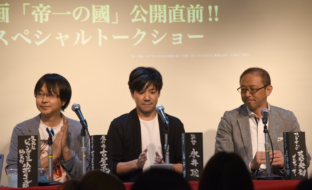 トークショーの様子。