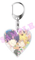 ハート型アクリルキーホルダー