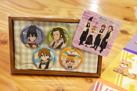 コラボメニューを注文した人に進呈される限定ノベルティ。