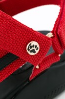 音駒高校モデルのスポーツサンダル。