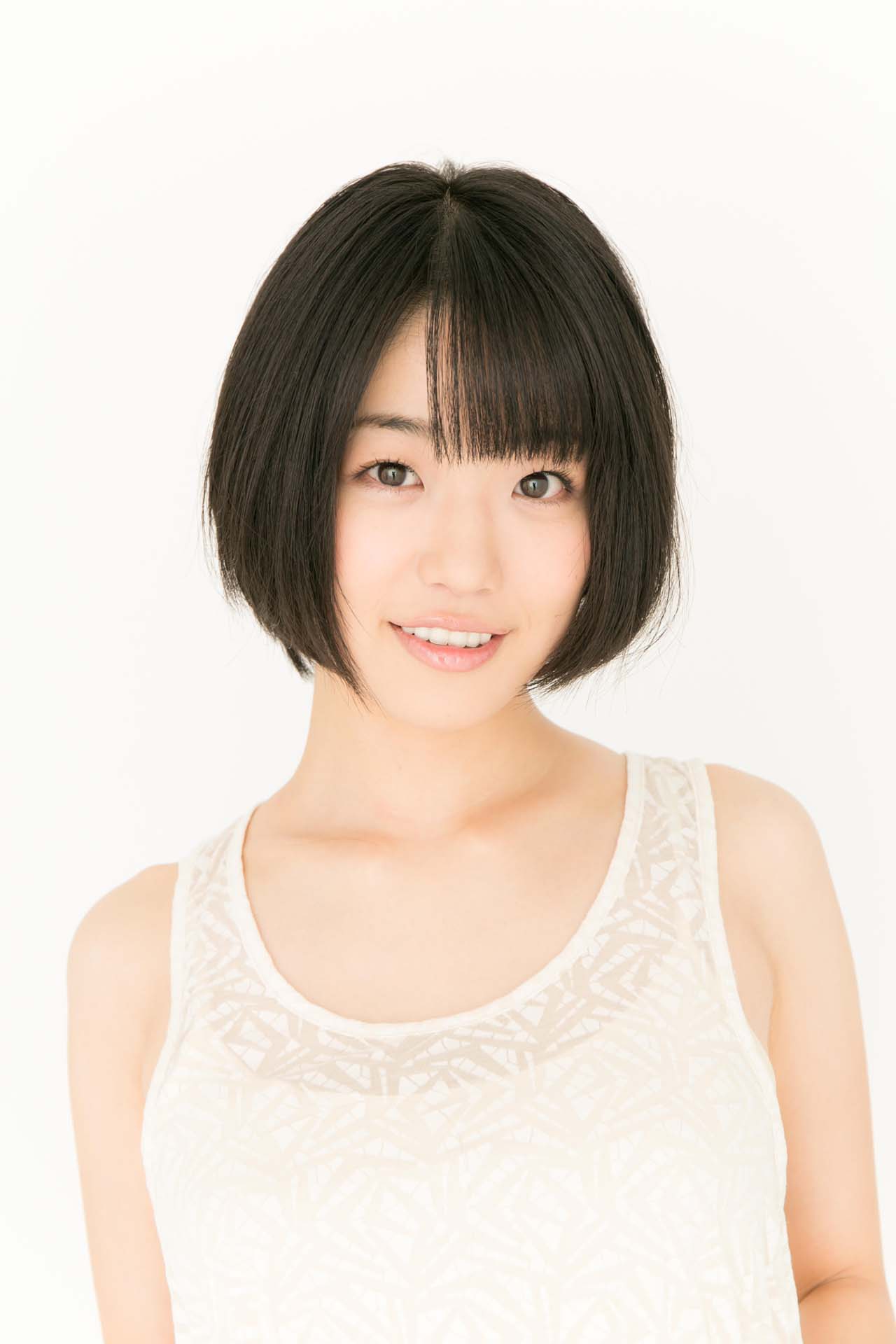 イトリ役の富田麻帆。