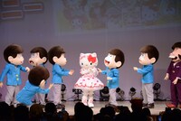 キティちゃんを取り合う6つ子。