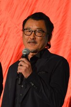 吉田鋼太郎
