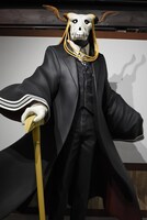 等身大エリアス。