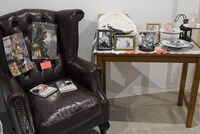 グッズコーナーでは「イベント開催記念商品」などを販売。