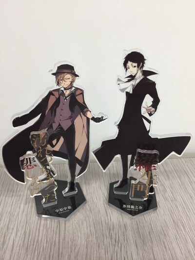 ヤングエース6月号付録。芥川龍之介と中原中也のアクリルスタンド。