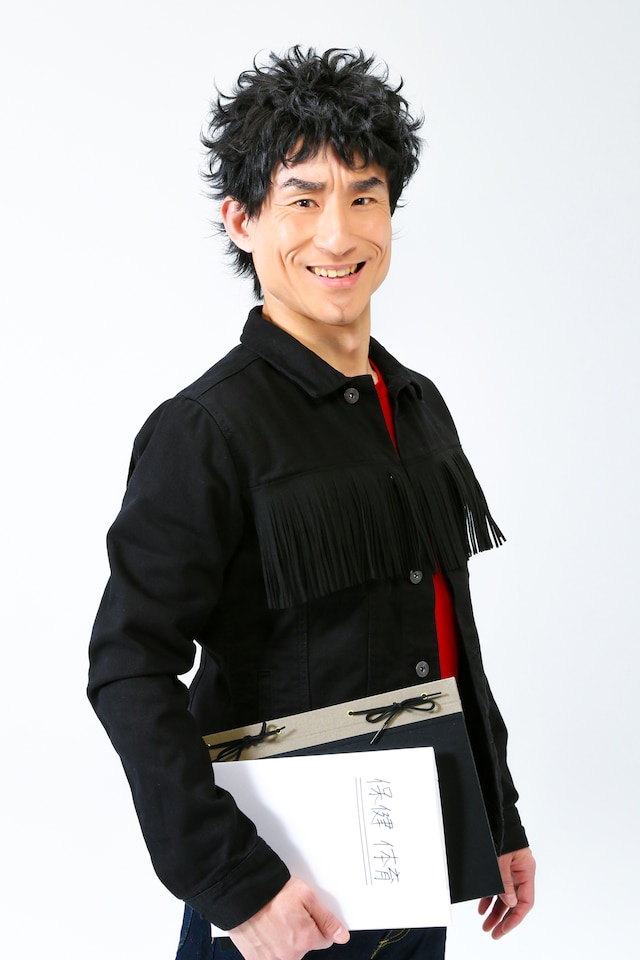 なだぎ武扮する事代作吾。