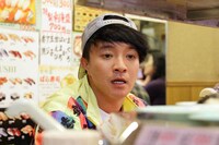 ドラマ「孤独のグルメ Season6」に出演したハマちゃんこと浜崎伝助。(c)テレビ東京