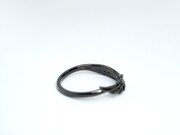 リヴァイモデルのシルバーリング。