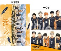 ショップで販売されるクリアファイル。