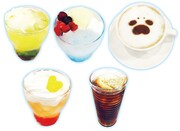 プリンセスカフェで提供される「恋するシロクマ」コラボドリンク。