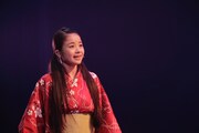 藤原亜紀乃演じるあかね。