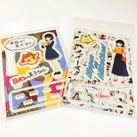 「アクリルフィギュア」の組み立て前。