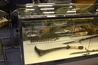 会場に展示された武具。